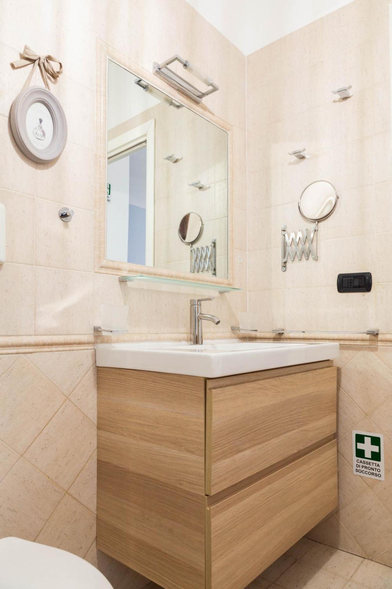 Chiara'S Sweet Apartment Al Perugino ปอนเต กาเลเรีย ภายนอก รูปภาพ
